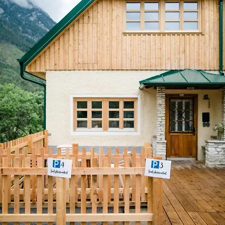Apartmán Aussee- Hallsatt Salzherrenhof- Kueche, Wlan, Netflix *