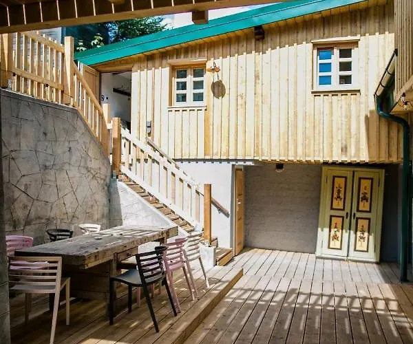 Aussee- Hallsatt Salzherrenhof- Kueche, Wlan, Netflix * باد اوسي