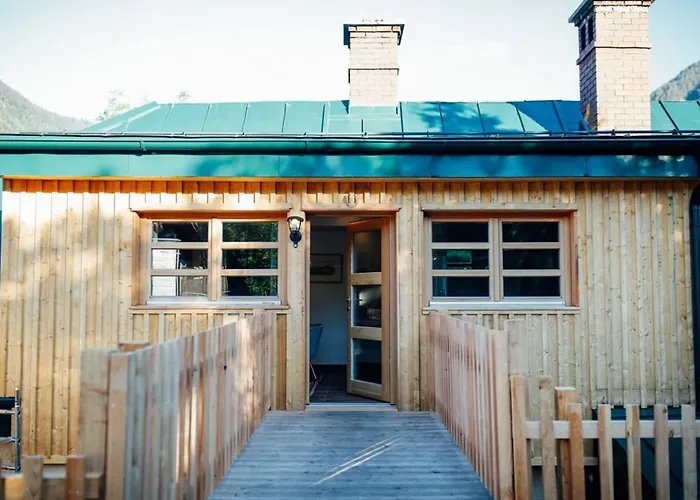 شقة Aussee- Hallsatt Salzherrenhof- Kueche, Wlan, Netflix باد اوسي