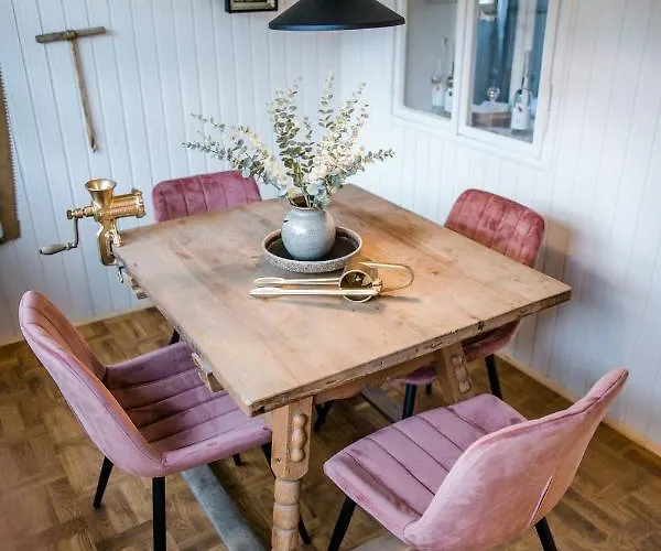 Aussee- Hallsatt Salzherrenhof- Kueche, Wlan, Netflix باد اوسي