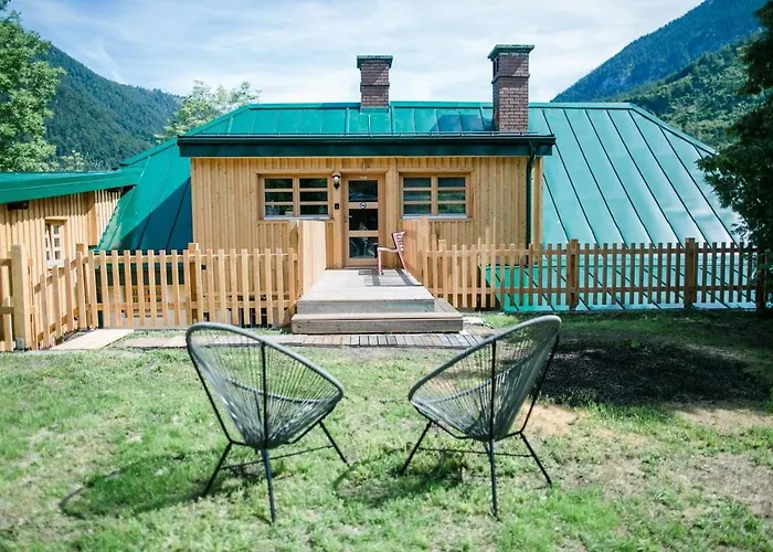 Aussee- Hallsatt Salzherrenhof- Kueche, Wlan, Netflix باد اوسي